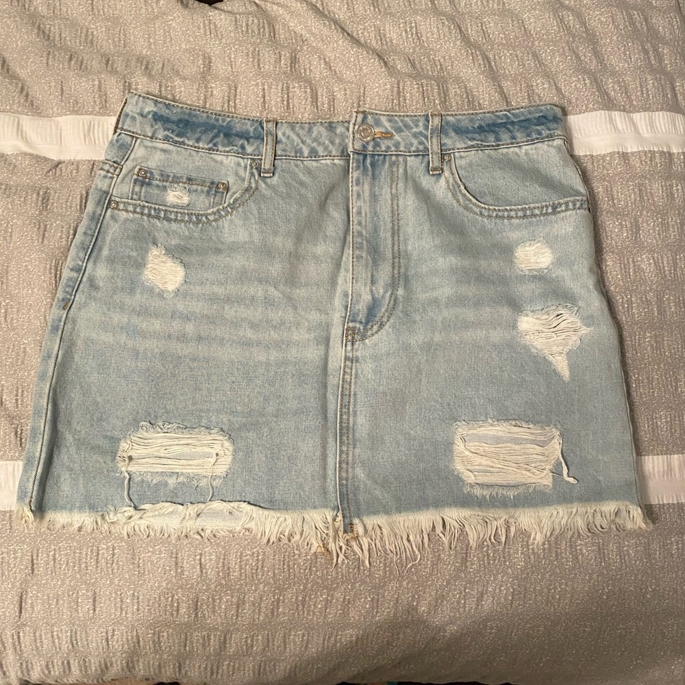 Forever 21 Jean mini skirt, super comfortable and stretchy in the waist.